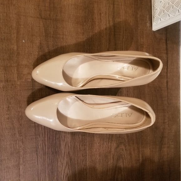 Aldo Nude small platform patent heels - Picture 3 of 4